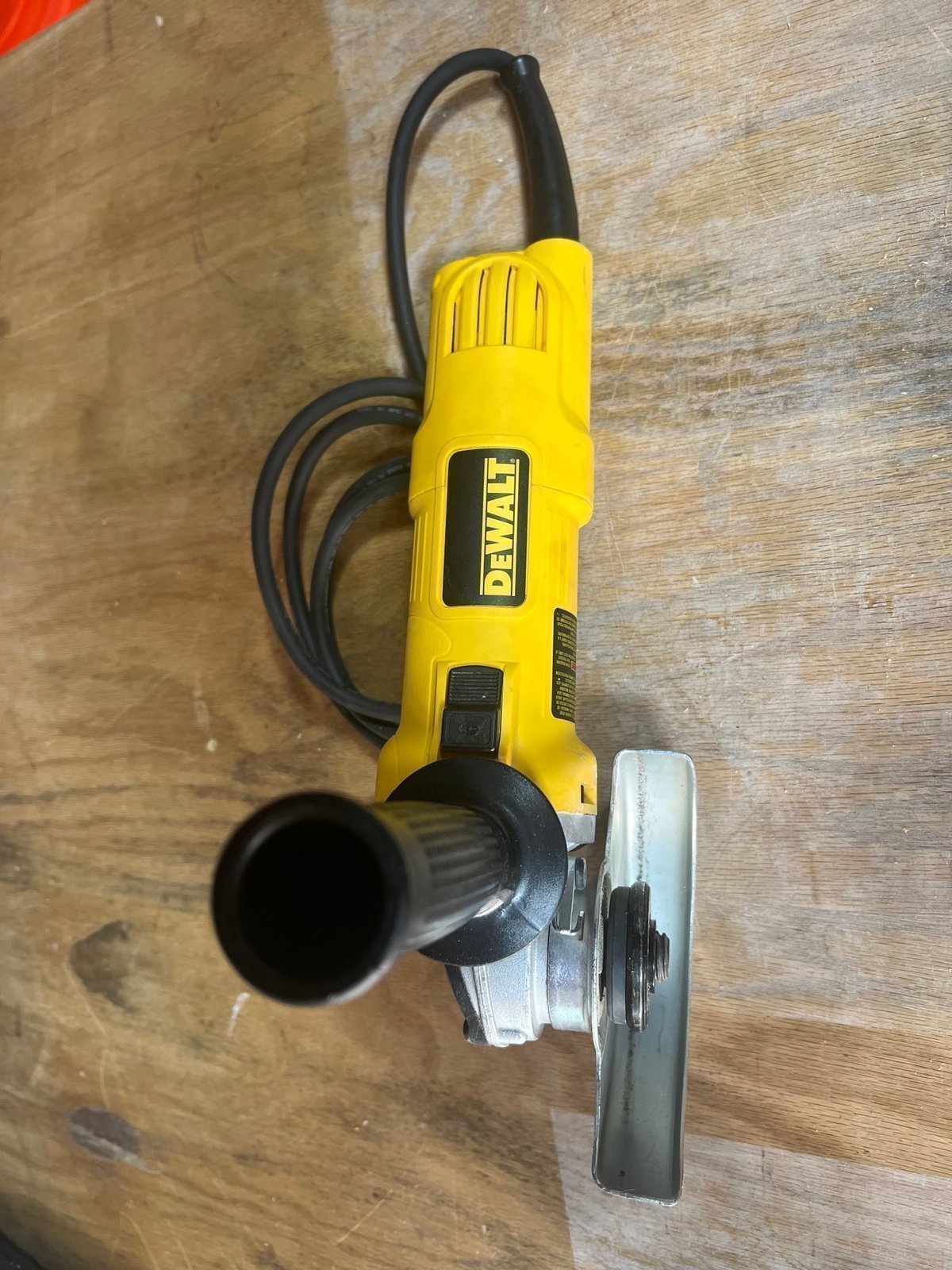 Dewalt Grinder DWE4011