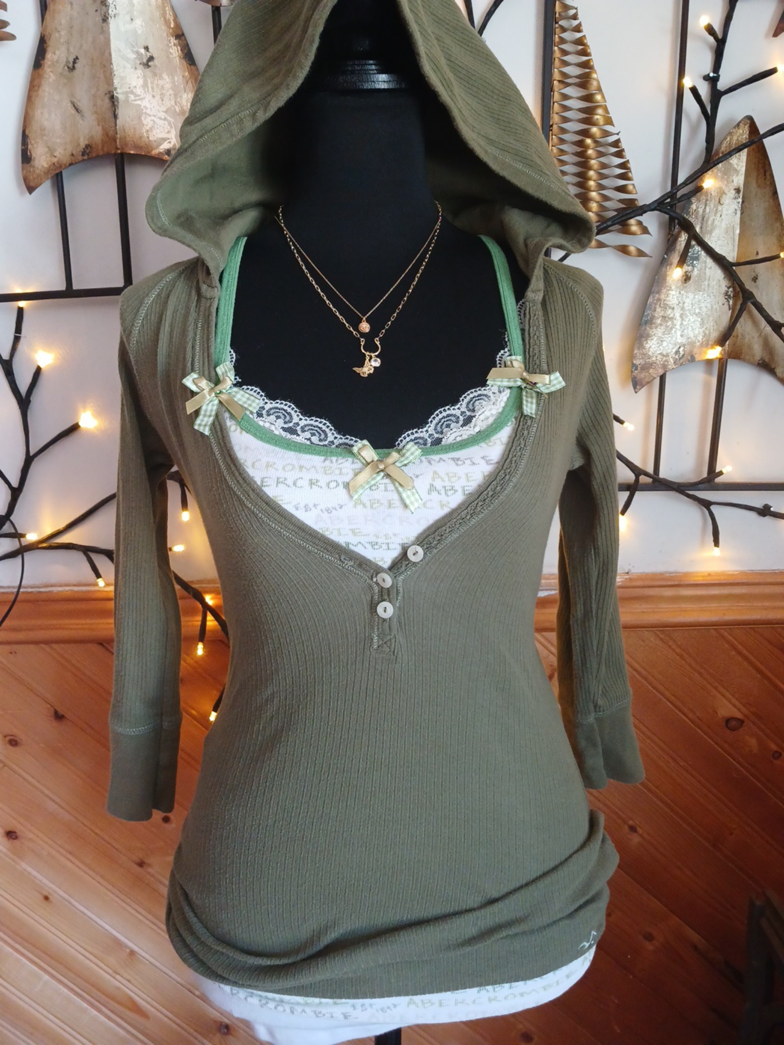 ♡Y2K♡Hollister 3/4 sleeve hooded ribbed army green button down babydoll henley