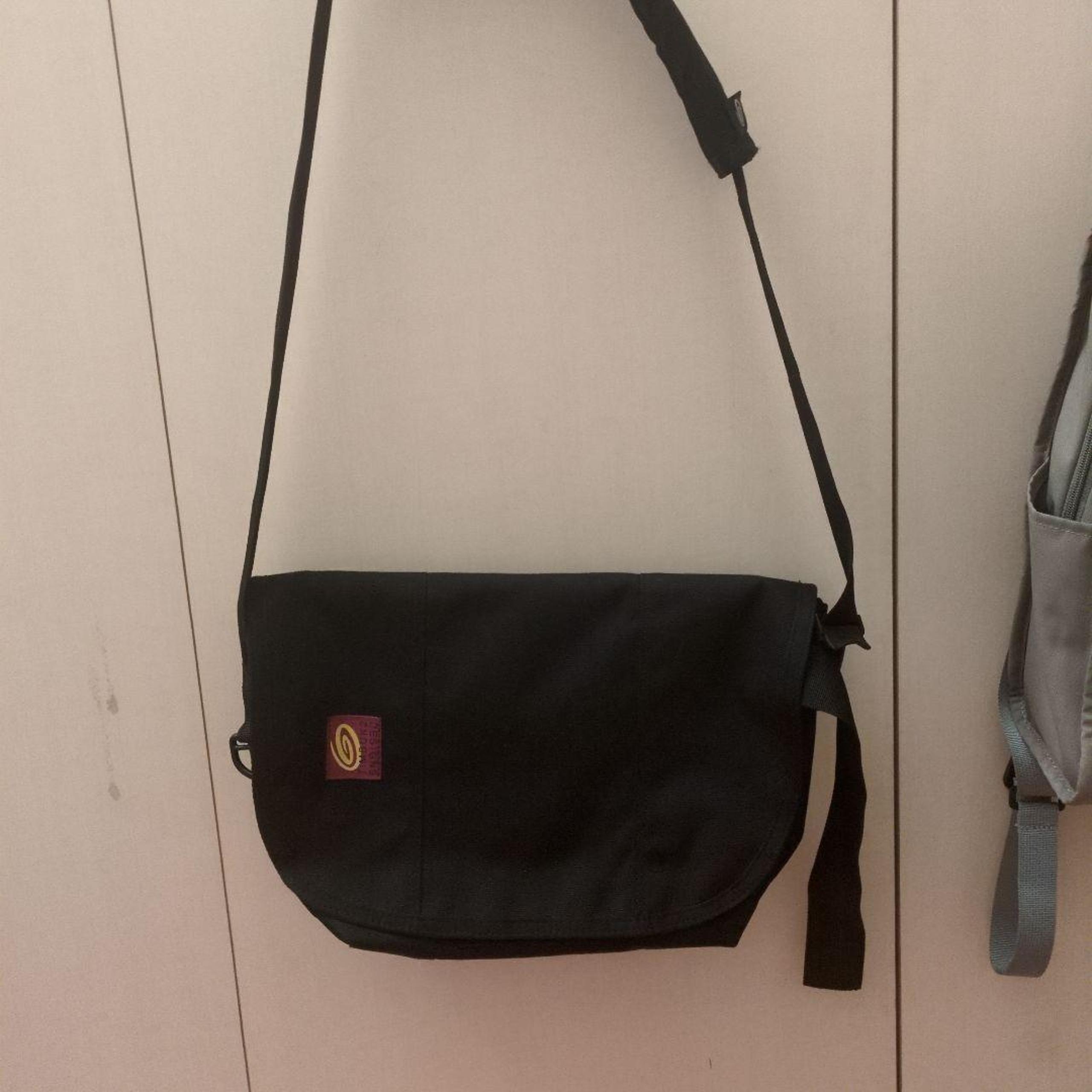 Excellent Condition - Vintage TIMBUK2 Messenger Bag XS - All Black