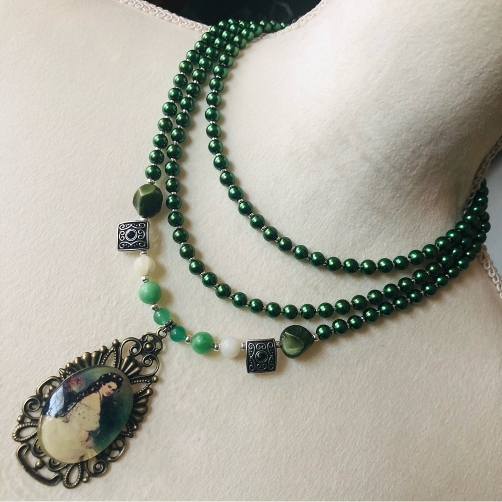 Handcrafted repurpose victorian lady cameo pendant Czech glass Pearl necklace