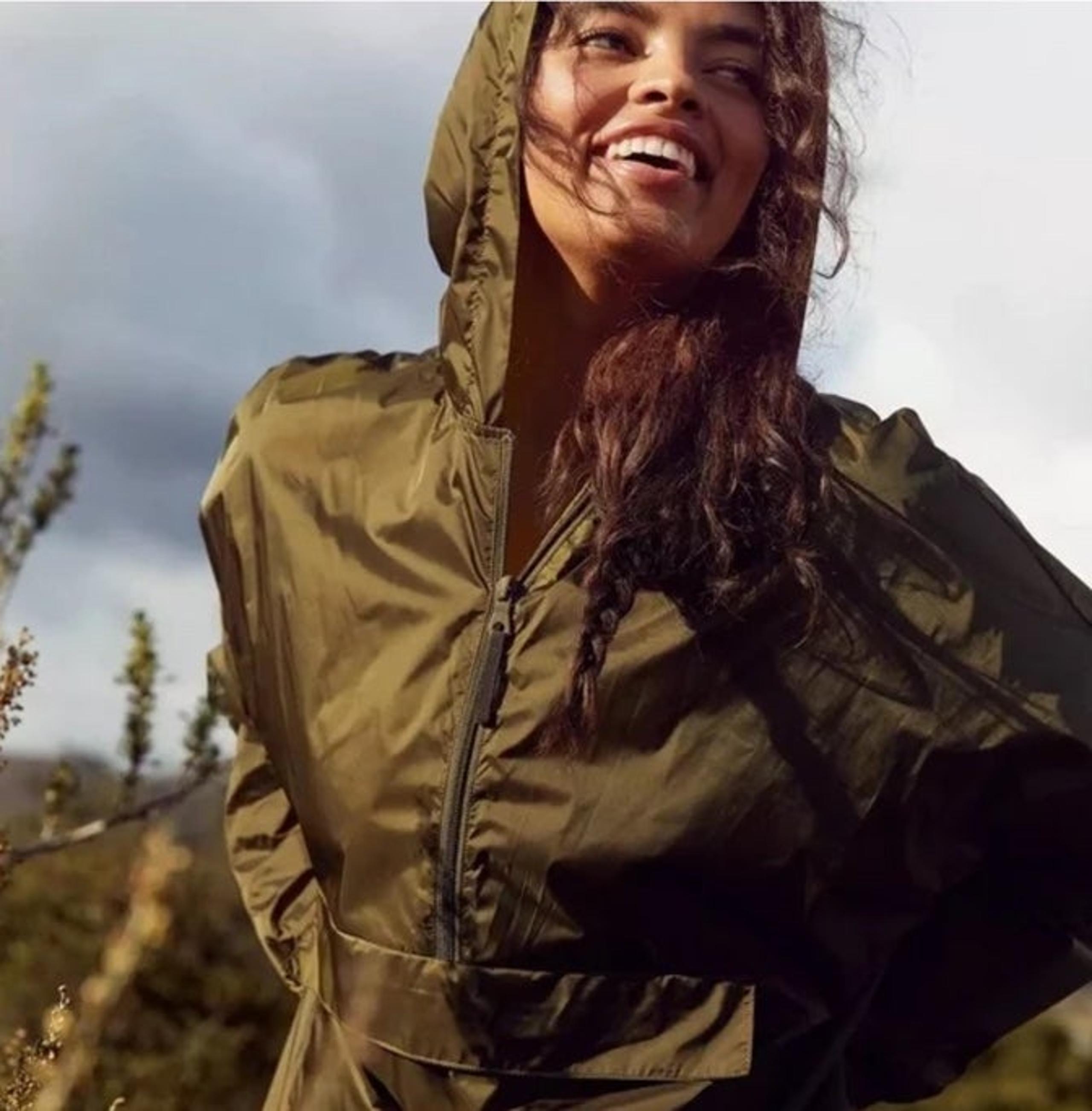 Aerie OFFLINE Shine Green Oversized Pullover Lightweight Windbreaker Jacket