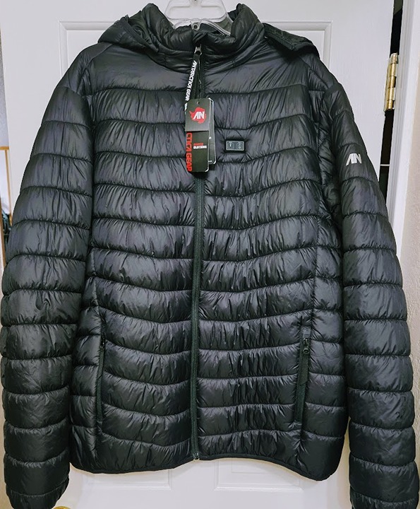 ANTARCTICA GEAR MEN'S XL BLACK PUFFED JACKET WITH POCKET CHARGER