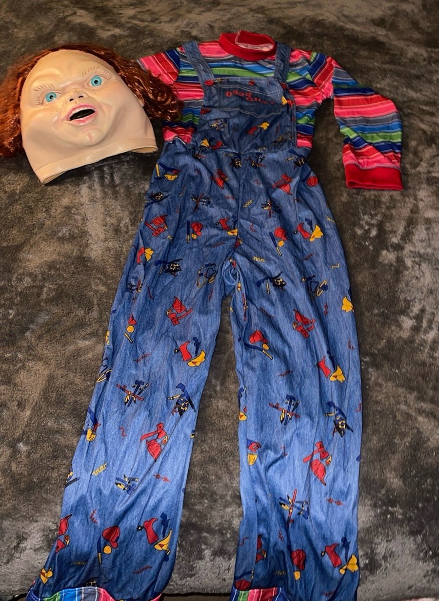 Costume