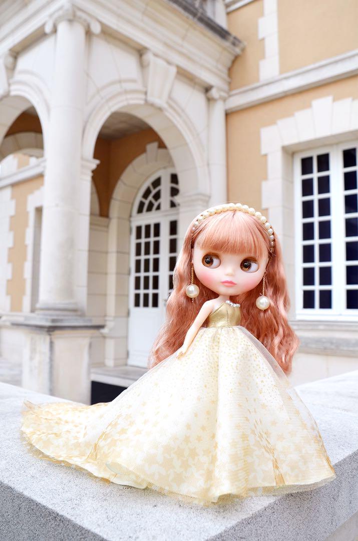 【Brand New, Unopened】CWC Limited 15th Anniversary Allegra Champagne