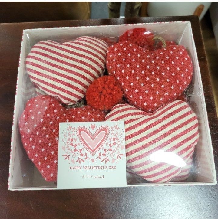Valentine's Day Hearts Garland