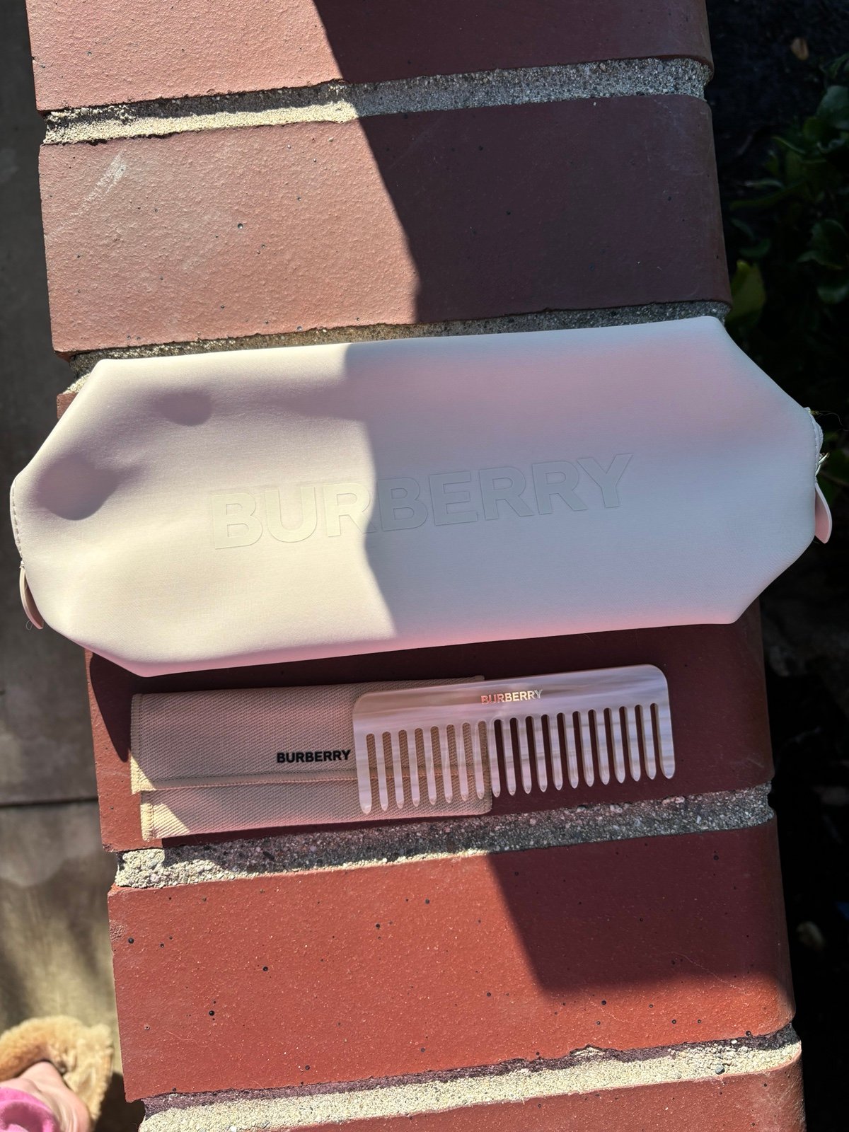 Burberry White Cosmetic Pouch and Comb Set