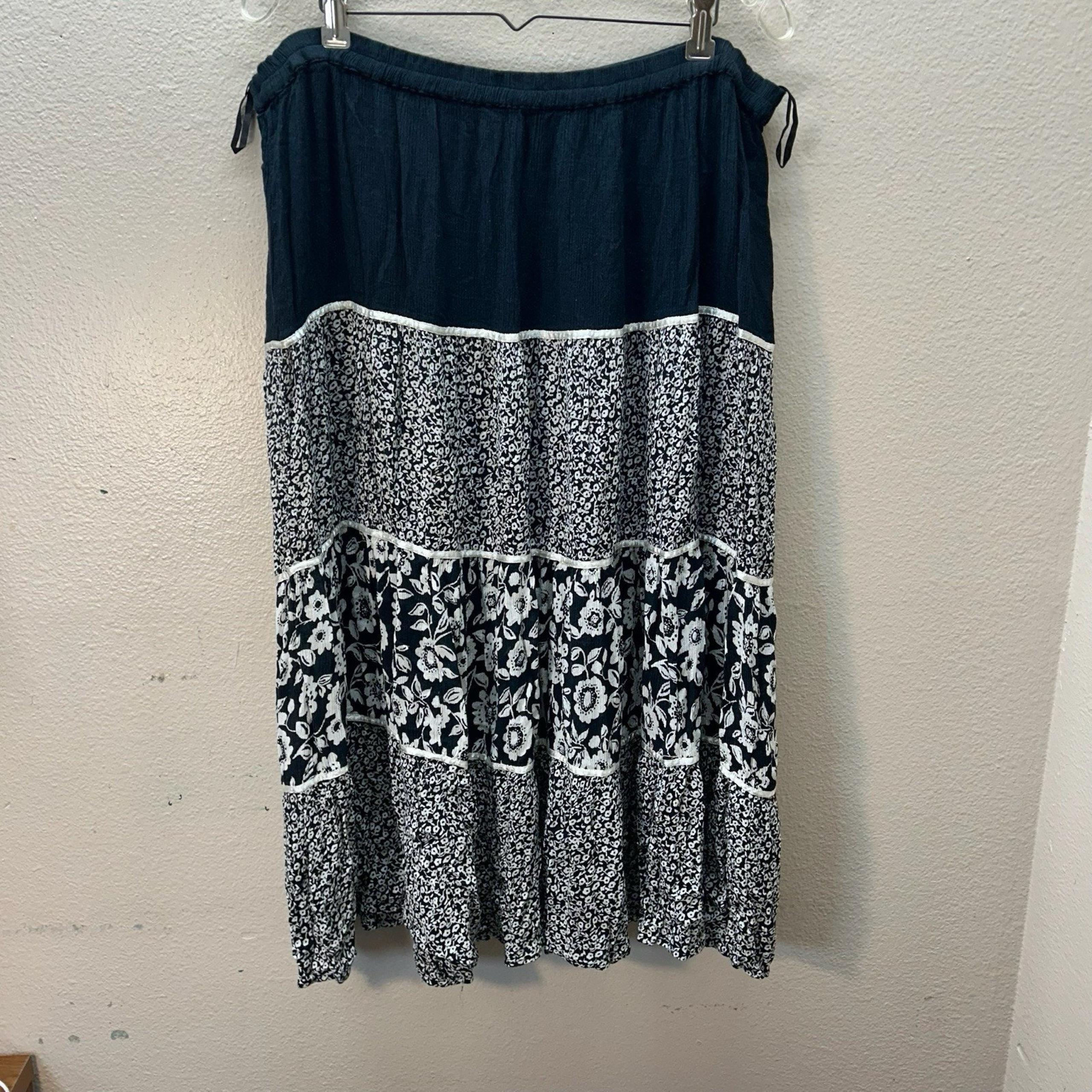 Cathy Daniels Maxi Skirt SZ L Tiered Pull-on Hippie Cottagecore Floral Boho