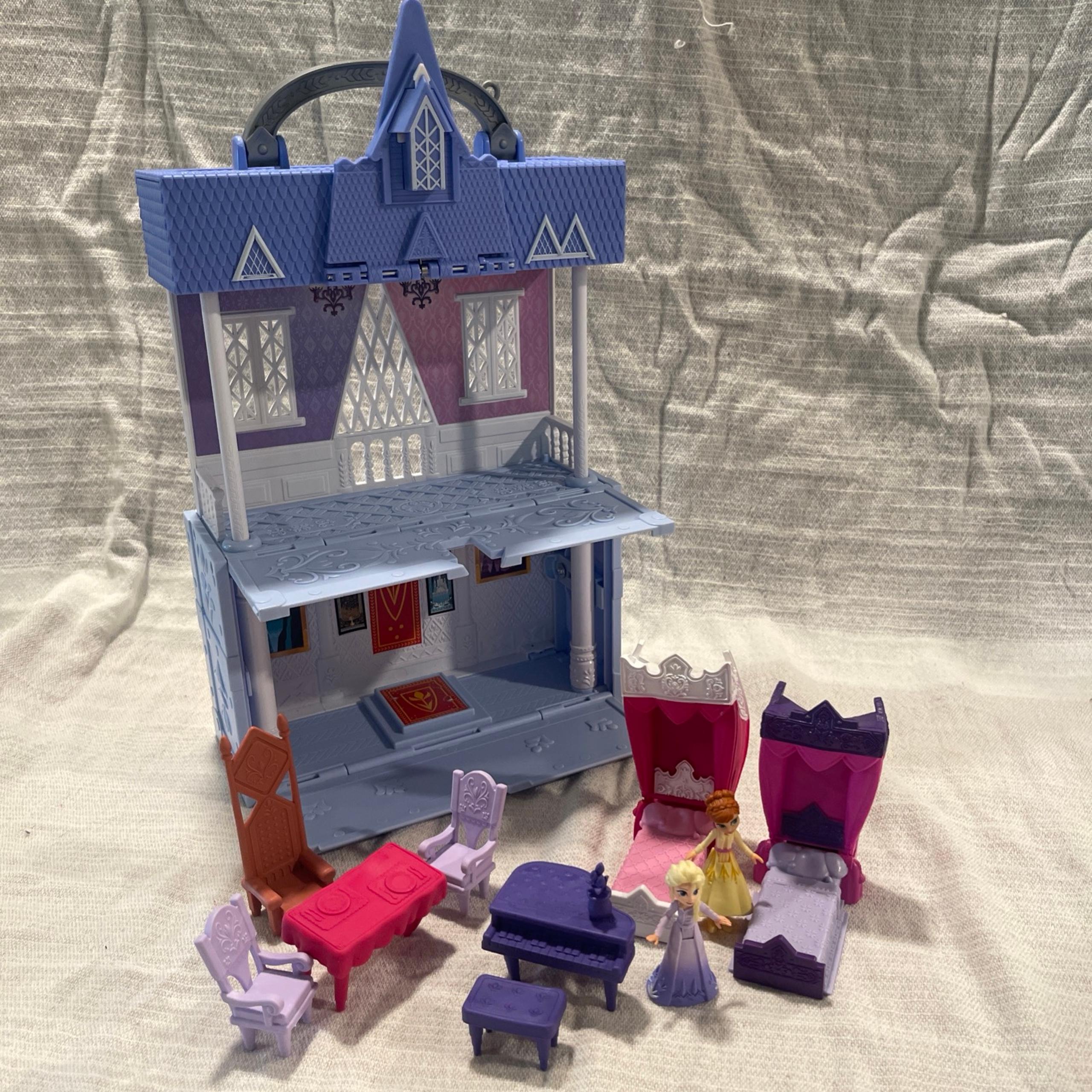 2018 Disney Frozen 2 ll Pop Up Adventures Arendelle Castle Dollhouse Playset lot