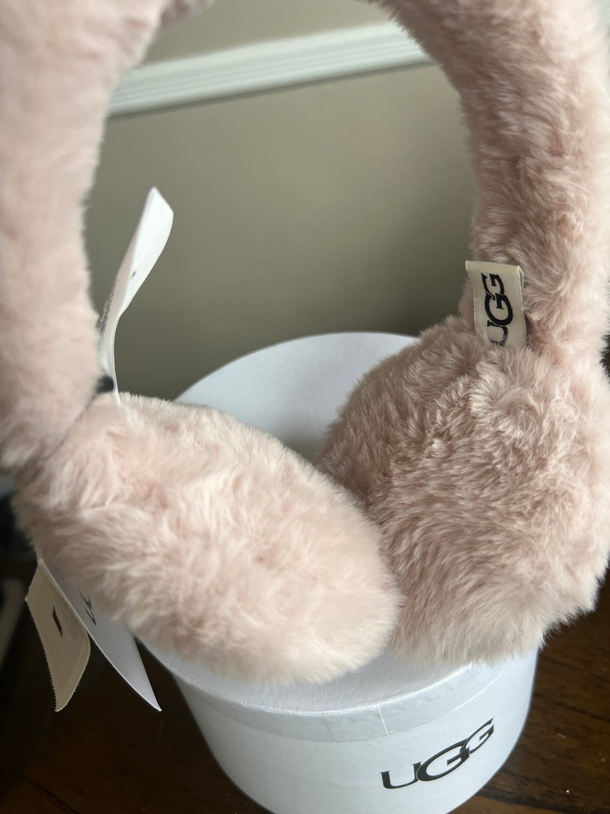 Ugg Faux fur pink earmuffs