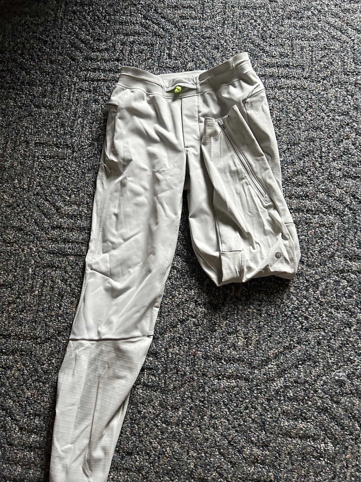 Lululemon men’s joggers