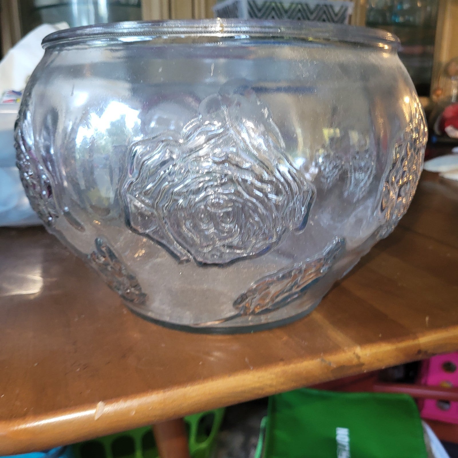Punch Bowl and 8 Beautiful glass cups