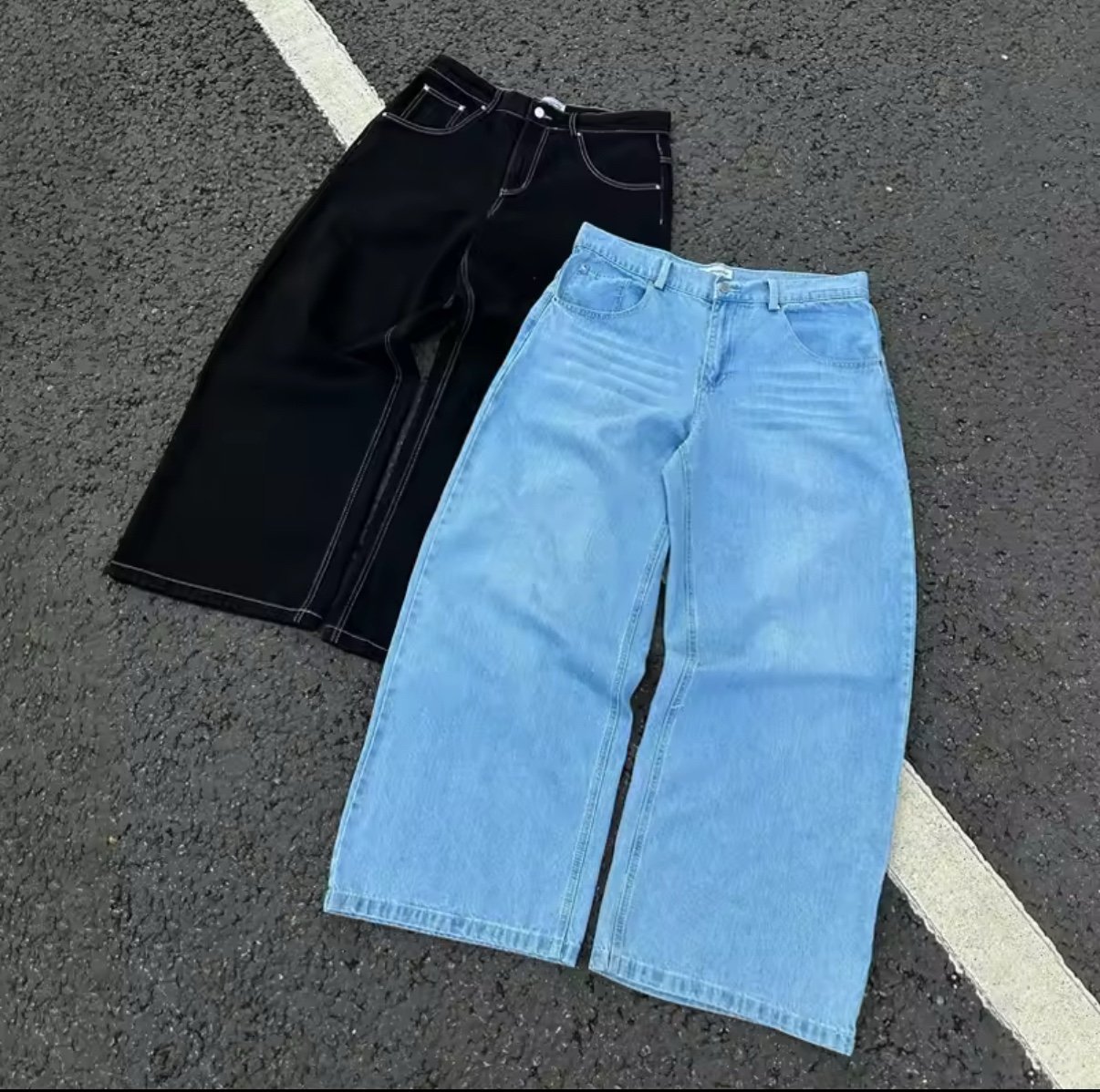 Baggy jeans