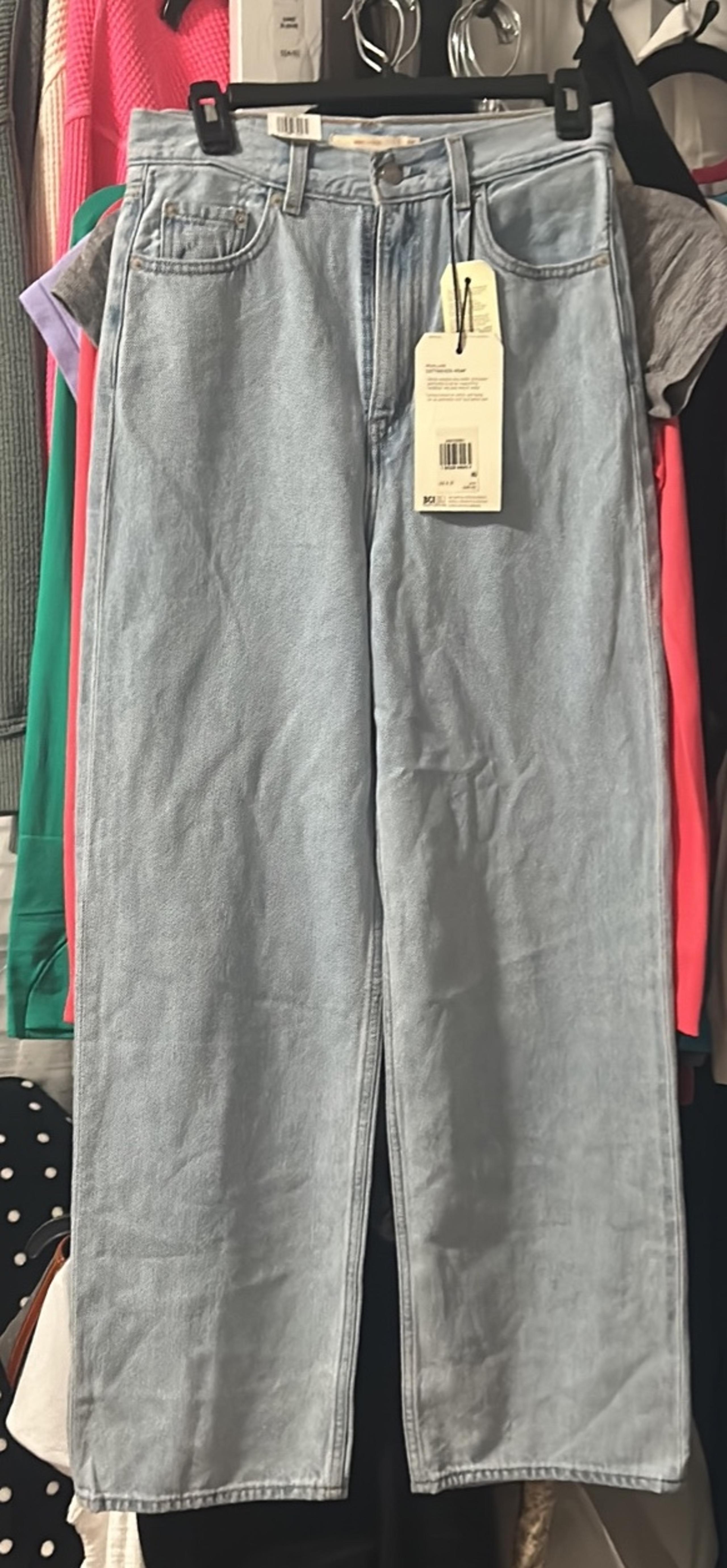 womens levi jeans