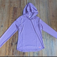 Lot of 4 Under Armour women's size M sweatshirt/jackets