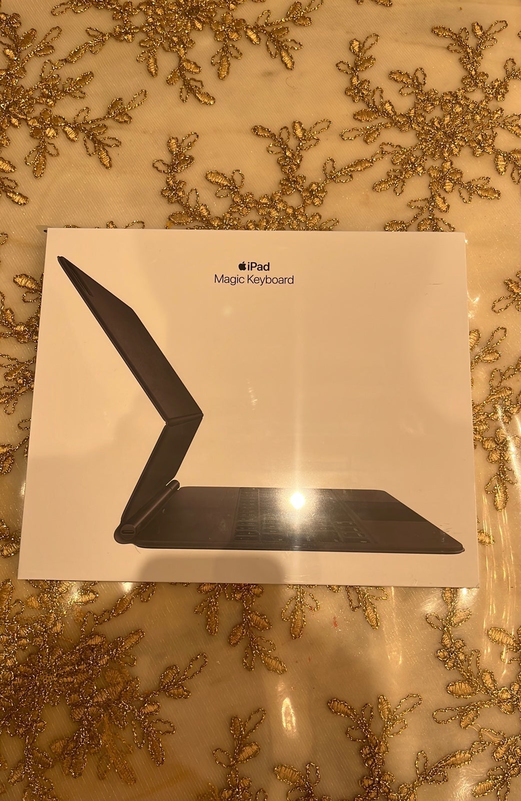 Apple Magic Keyboard for 12.9-inch iPad Pro 2023 /5th Generation