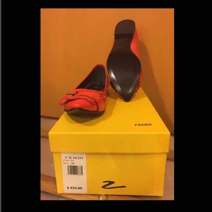 Shoes:Fendi