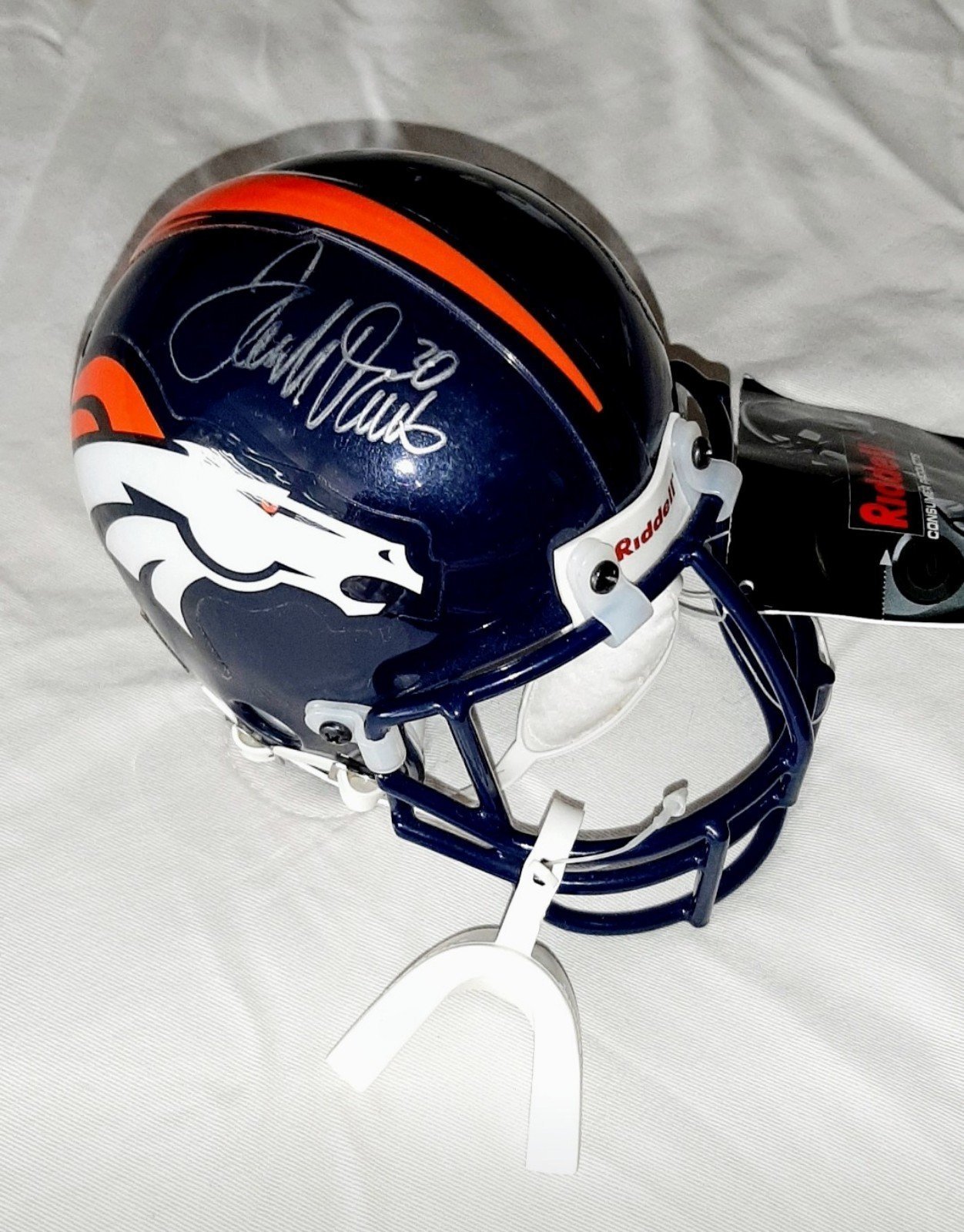 Mini Helmet, Denver Broncos, Terrell Davis signed