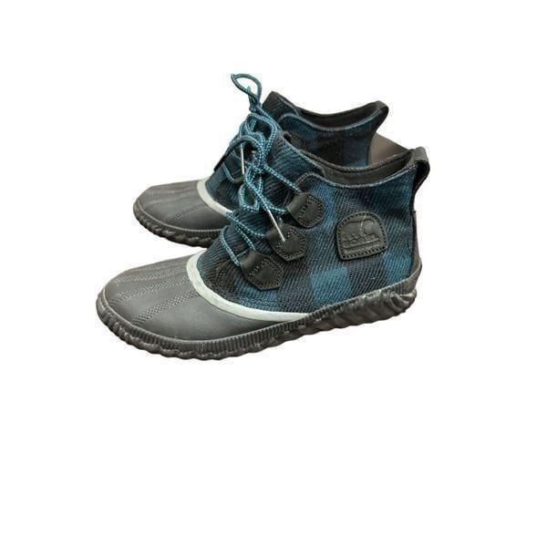 New Sorel Womens Out N About Plus Lug Sole Boot Black Blue size8