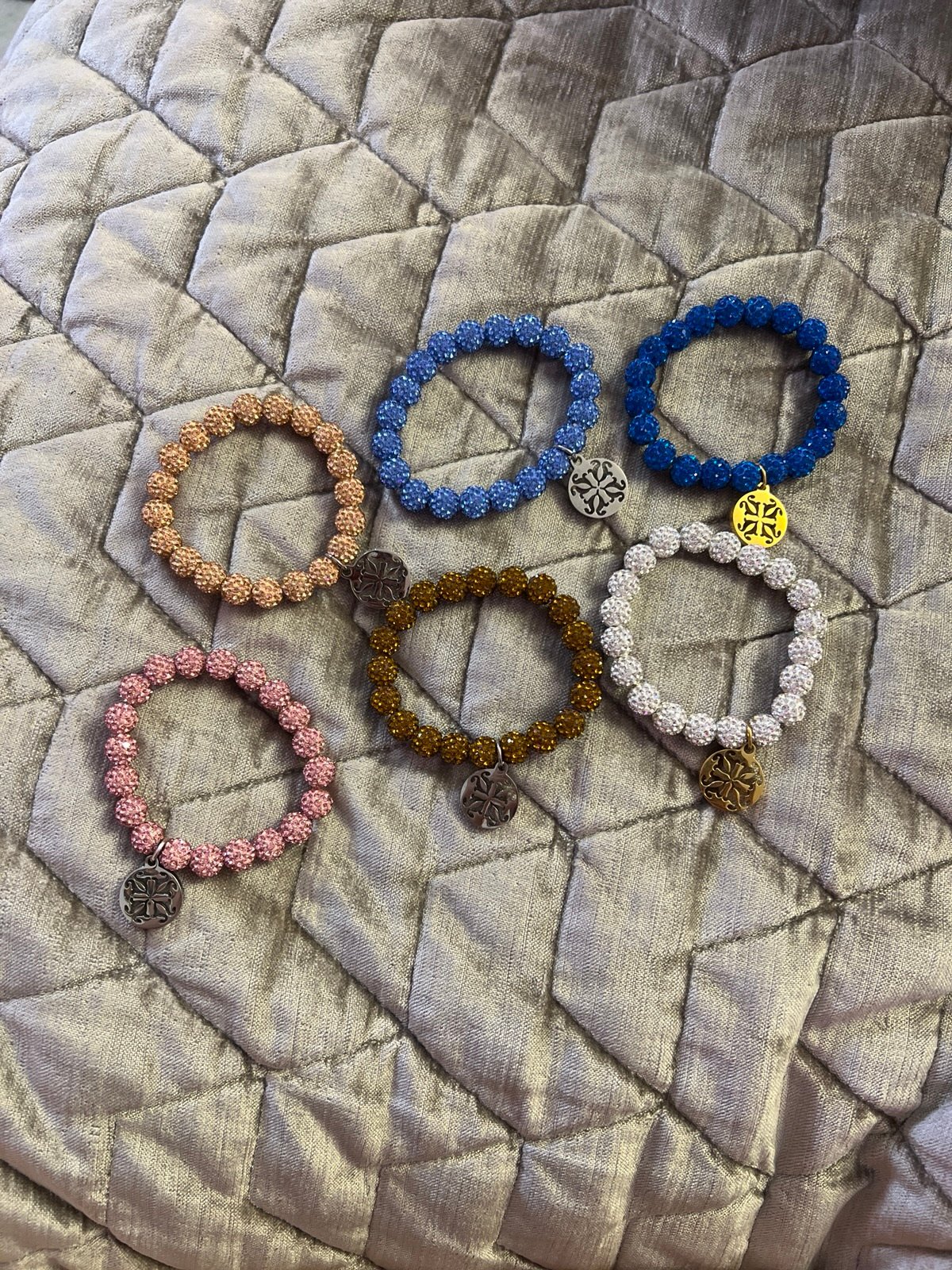 Bracelet lot of 6