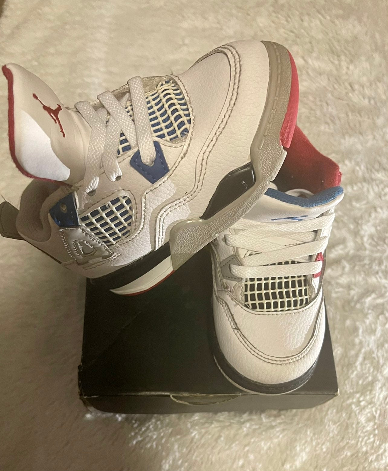Air Jordan 4
