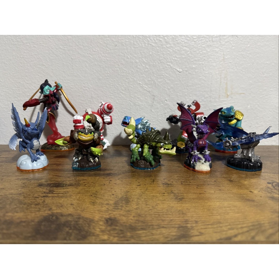 Lot of 10 Skylanders Figures Swap Force Giants Trap Team, Spryro Superchargers