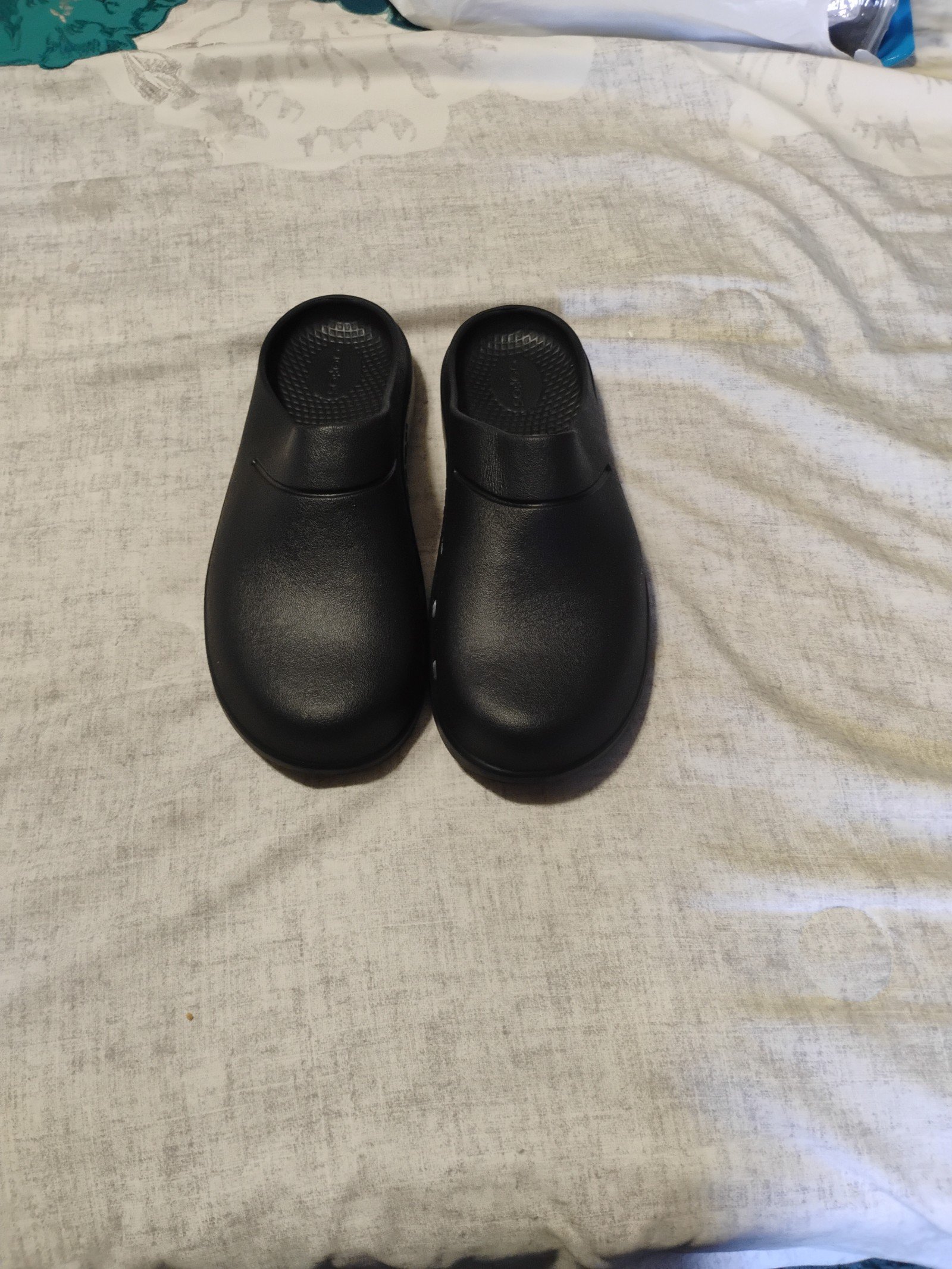 Clogs