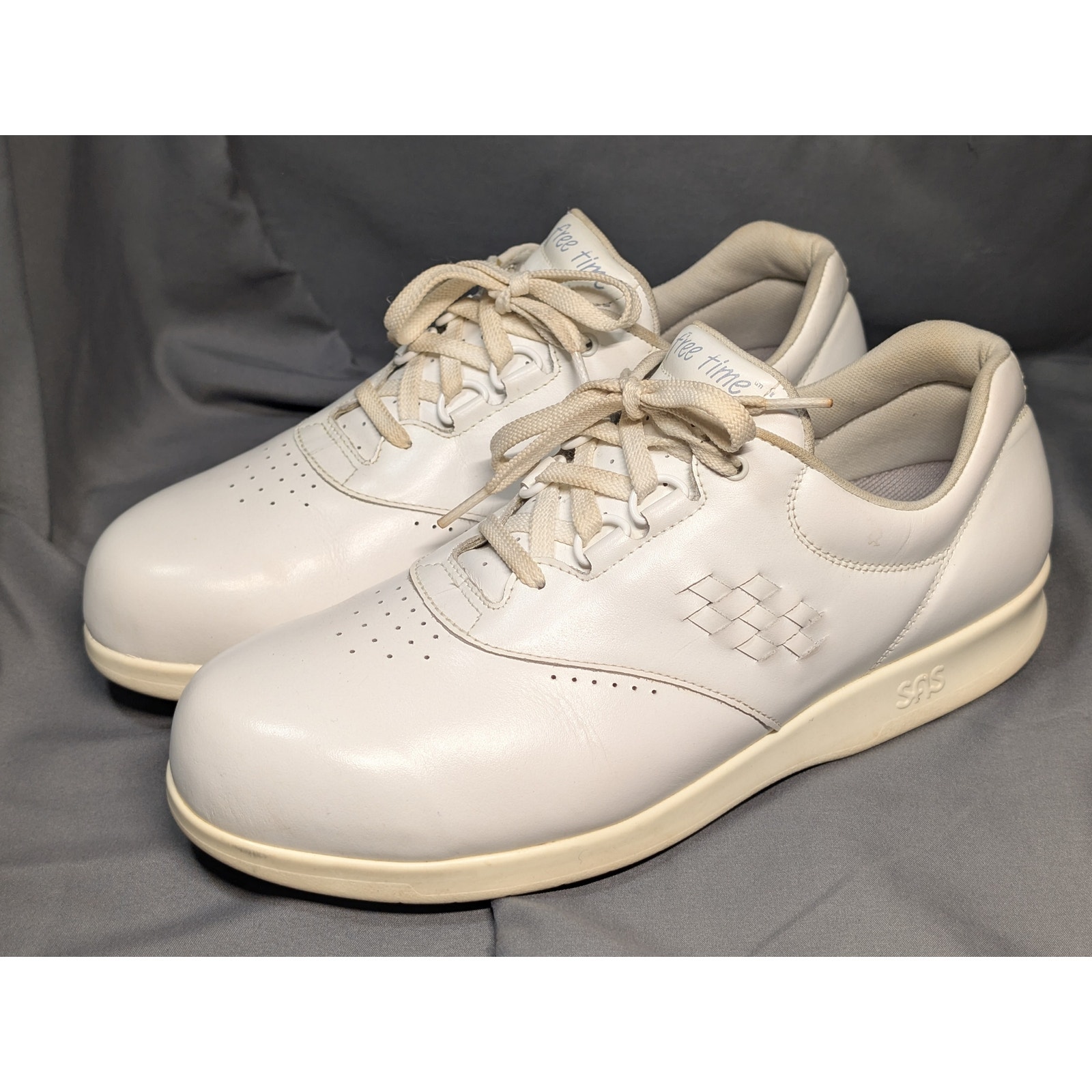Womens sz 11 W SAS Free Time White Leather Nursing Medical Comfort Walking Shoes