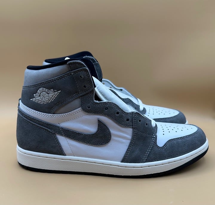 Jordan 1 Retro High OG Washed Black