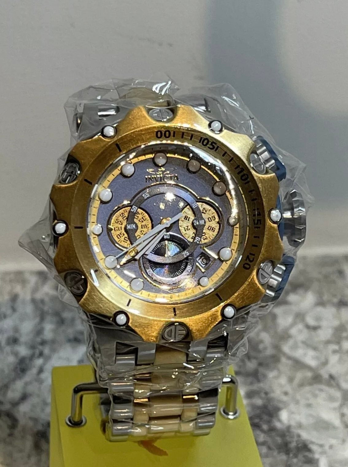 Invicta Alloy Watches for Men | Mercari Invicta Alloy Watches for Men | Mercari