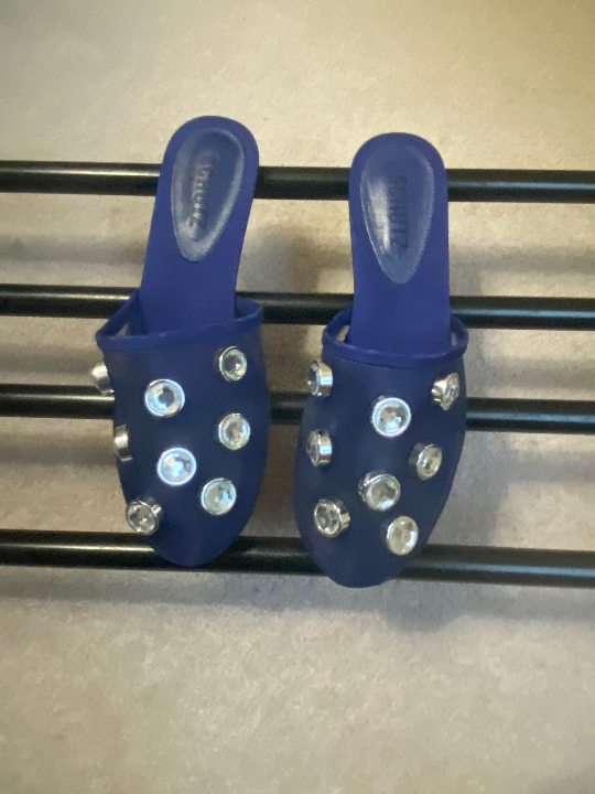 SCHUTZ Women Girah Crystal Embellished Mules - NEW NWOB