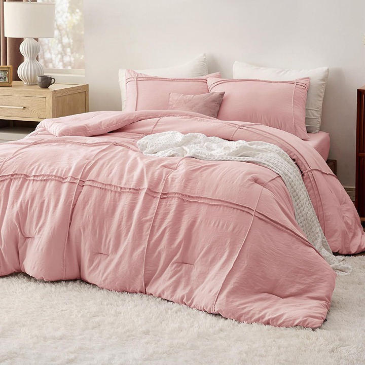 e Queen Comforter Set with Sheet - 4 Pieces Soft Pink Bedding Sets, Grid Pinch P