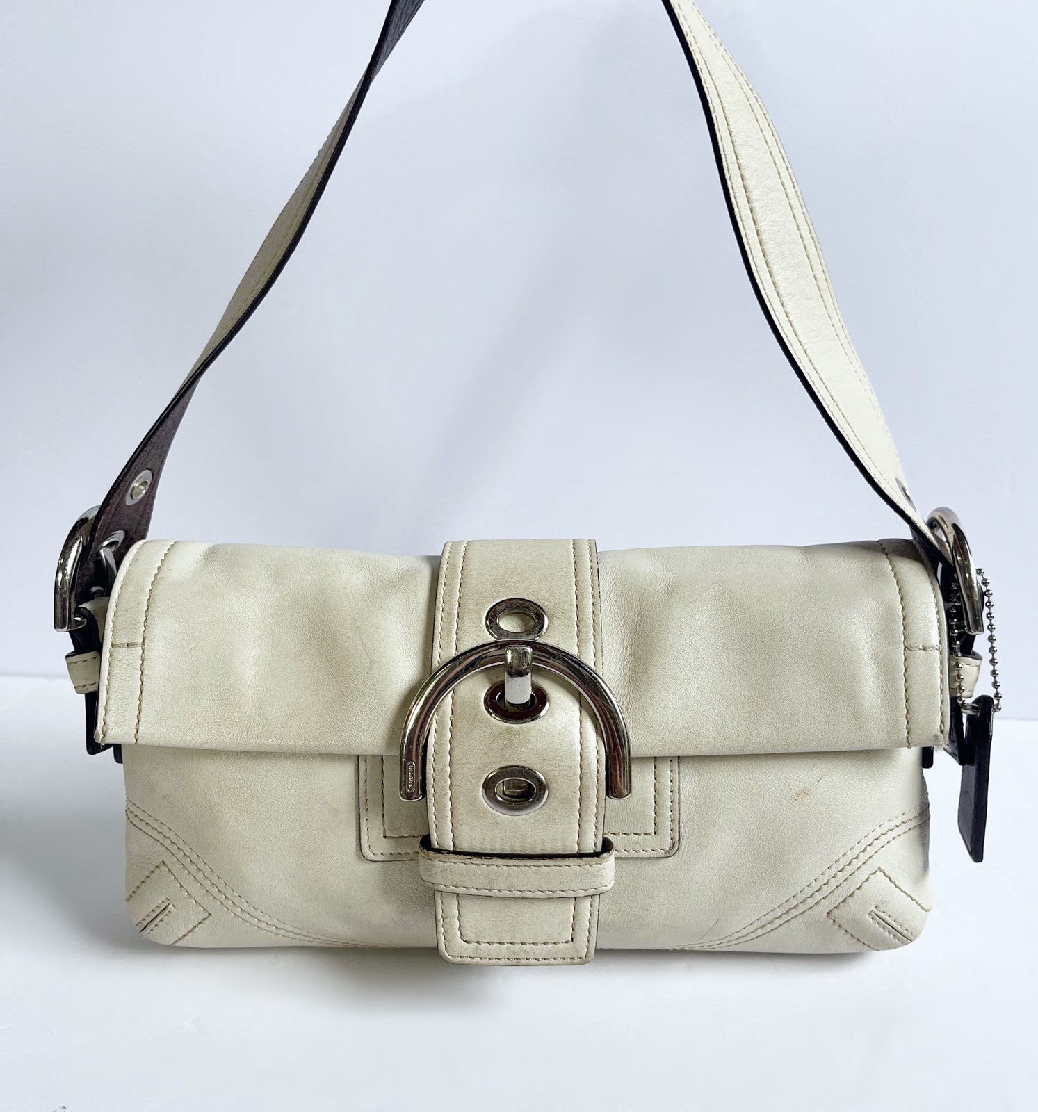 Coach Vintage Off White Leather Slim Soho Buckle Purse Baguette Flap Hobo Bag