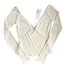 NWT Reformation Minnie V-Neck Knit Top size Small