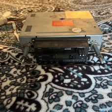 Westport LABS WL-240 vintage car cassette radio