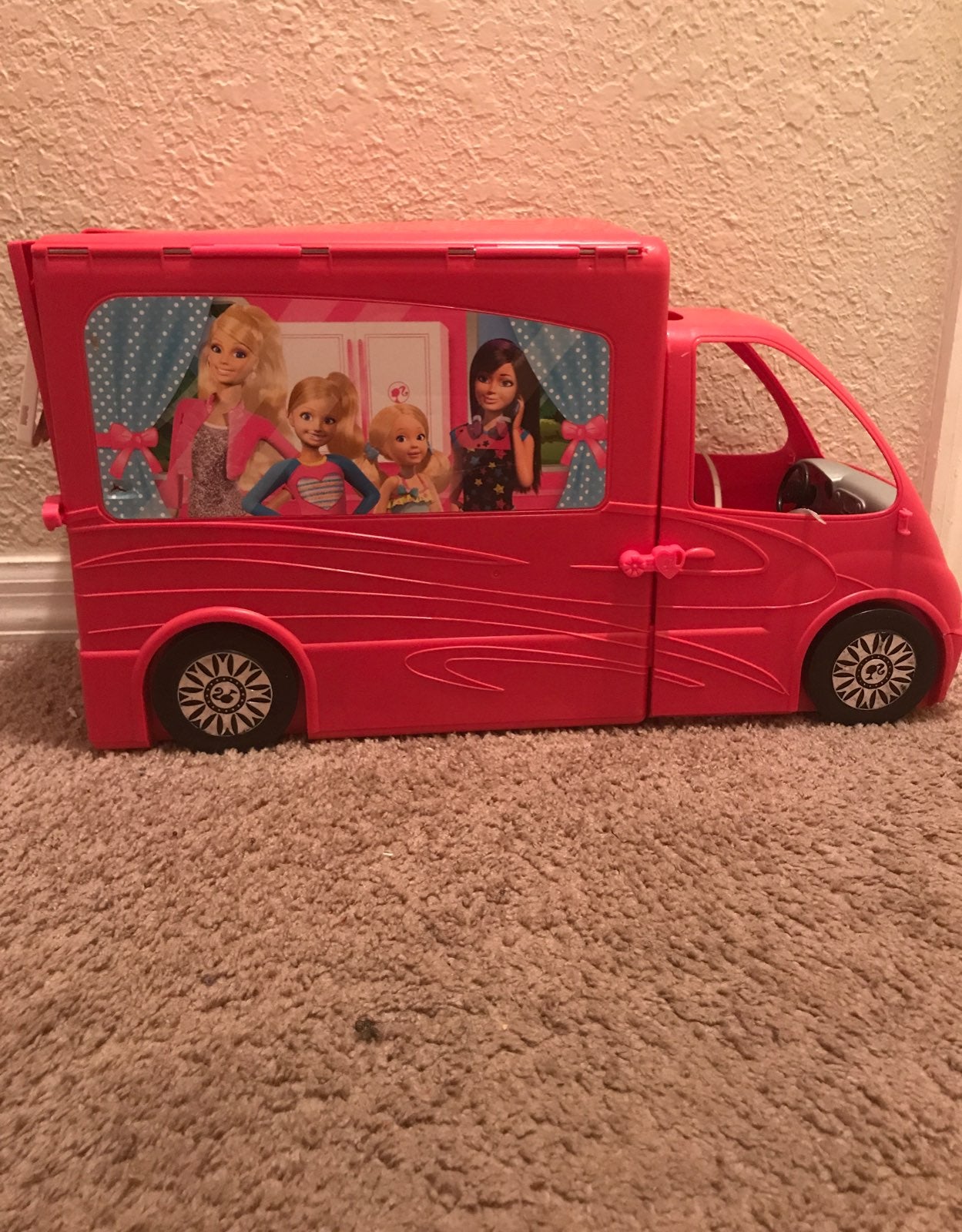 Barbie camper
