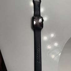 Series 1 Apple Watch 42mm working but screen cracked