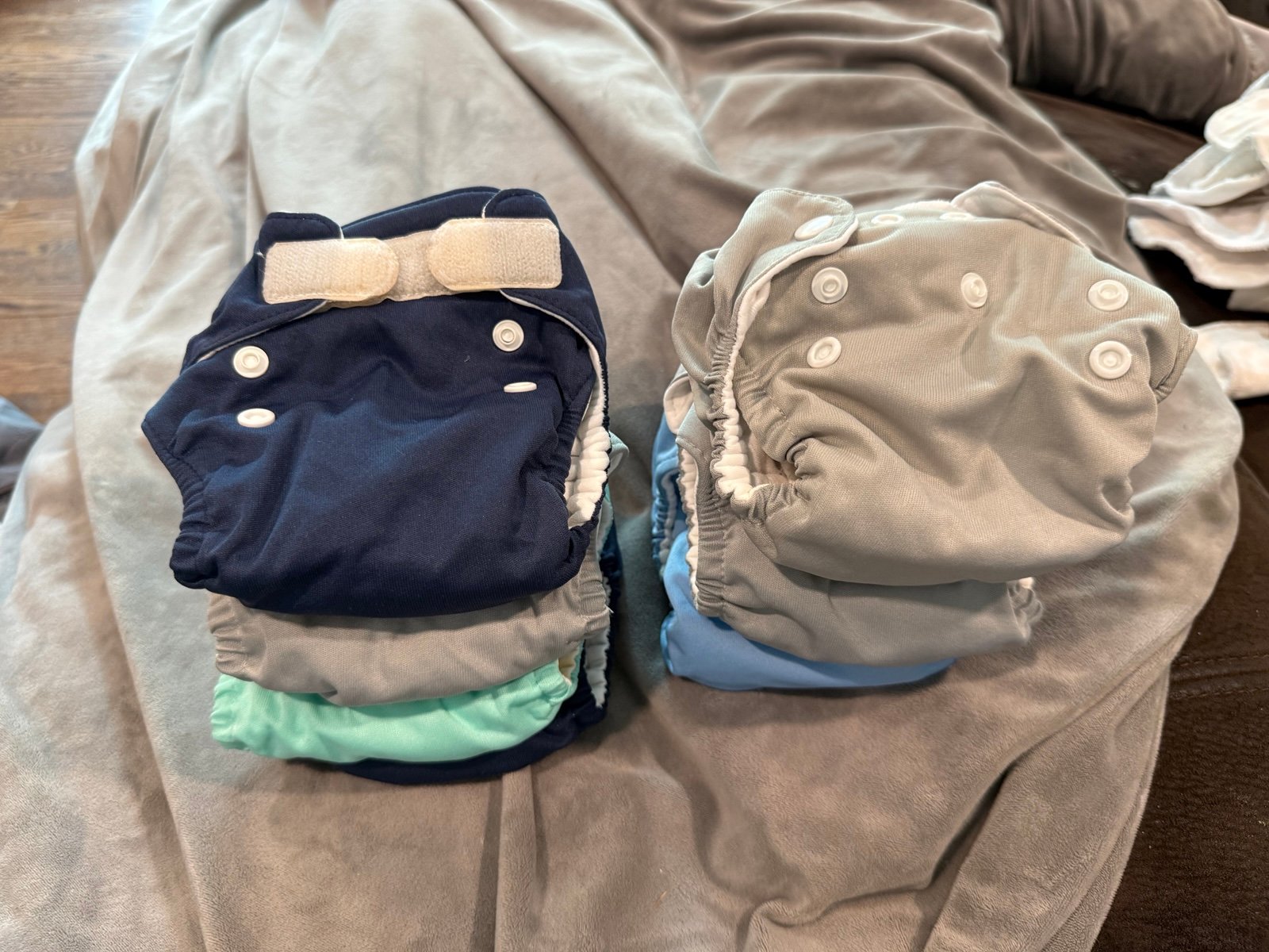 Thirsties NB NAIO Solid Lot of 7