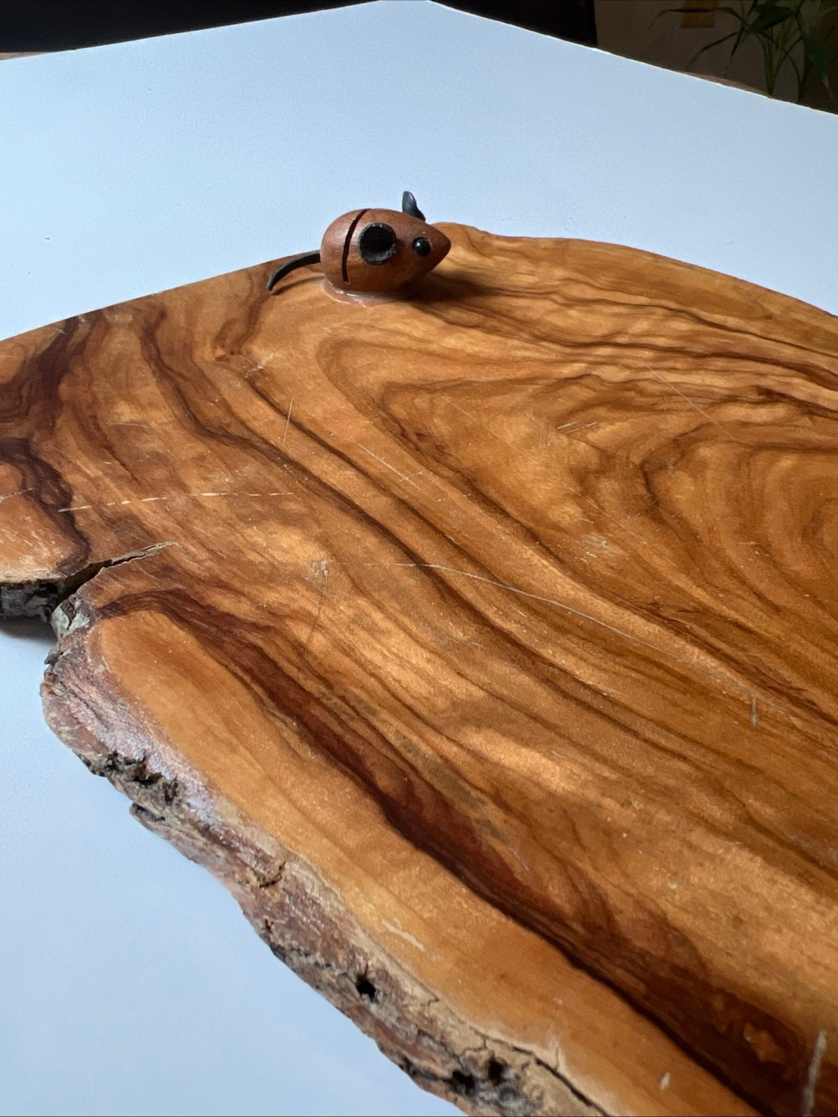 Vintage Natural Wood Cheese Board with Mouse Knife