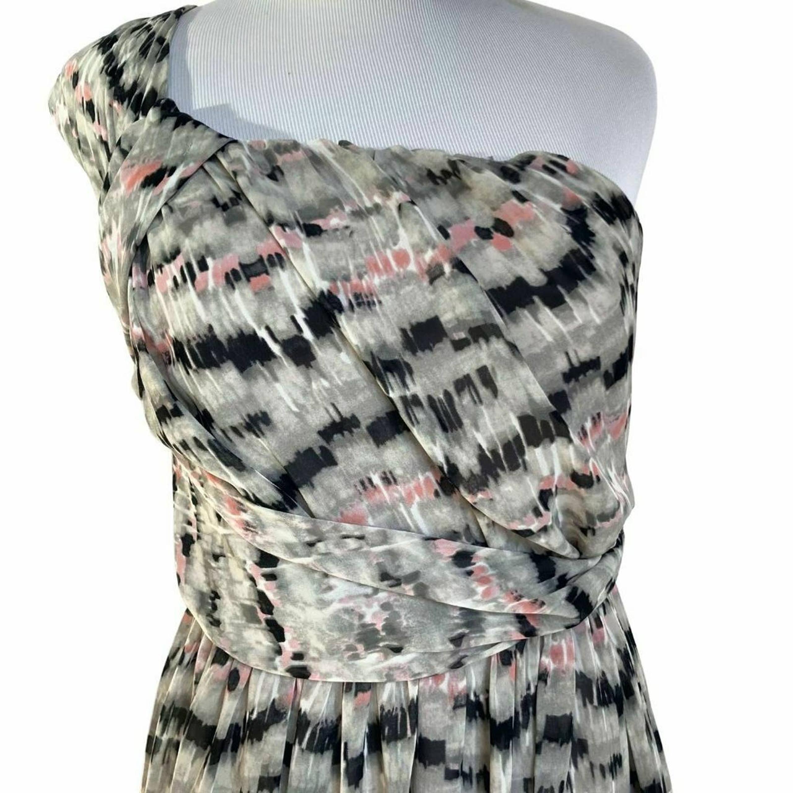 NWT BCBG Size 4 Max Azria ONE-SHOULDER Mini Holiday Party Cocktail DRESS