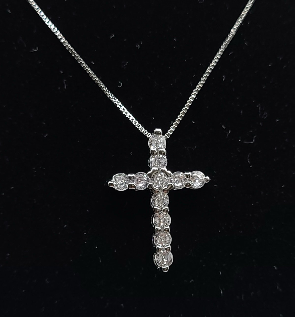 Solid Sterling Silver Necklace Cross. Nwts