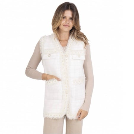 soft sleeveless vest with lurex