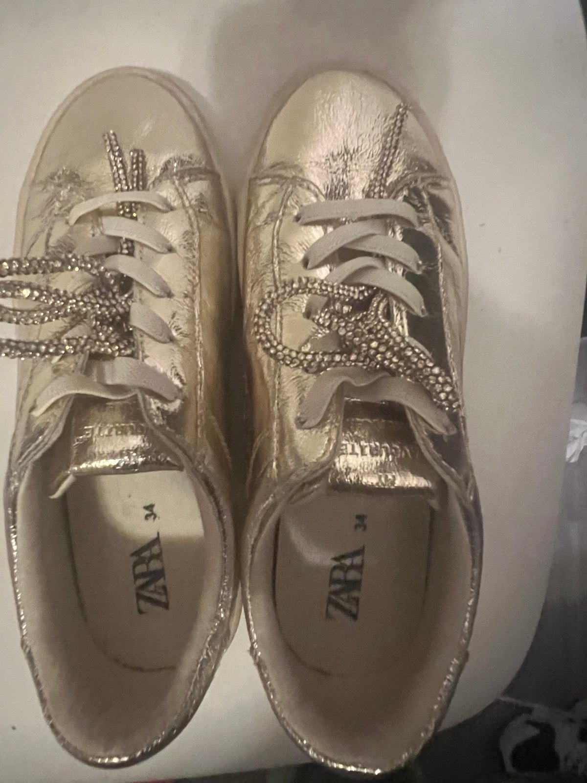ZARA Shoes Youth 3.5 Lace Up Low Top Metallic Bow Sneakers Gold Faux Leather