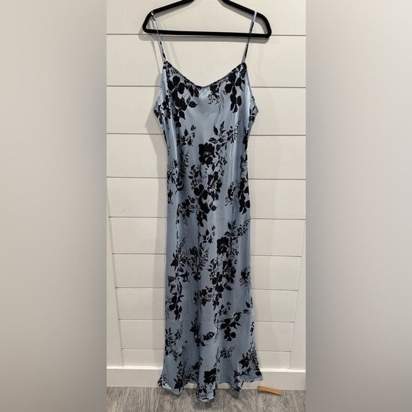 NWT Reformation blue floral Parma silk maxi dress in Beatriz