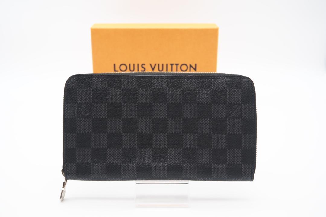 LOUIS VUITTON Round Zipper Long Wallet Zippy Organizer