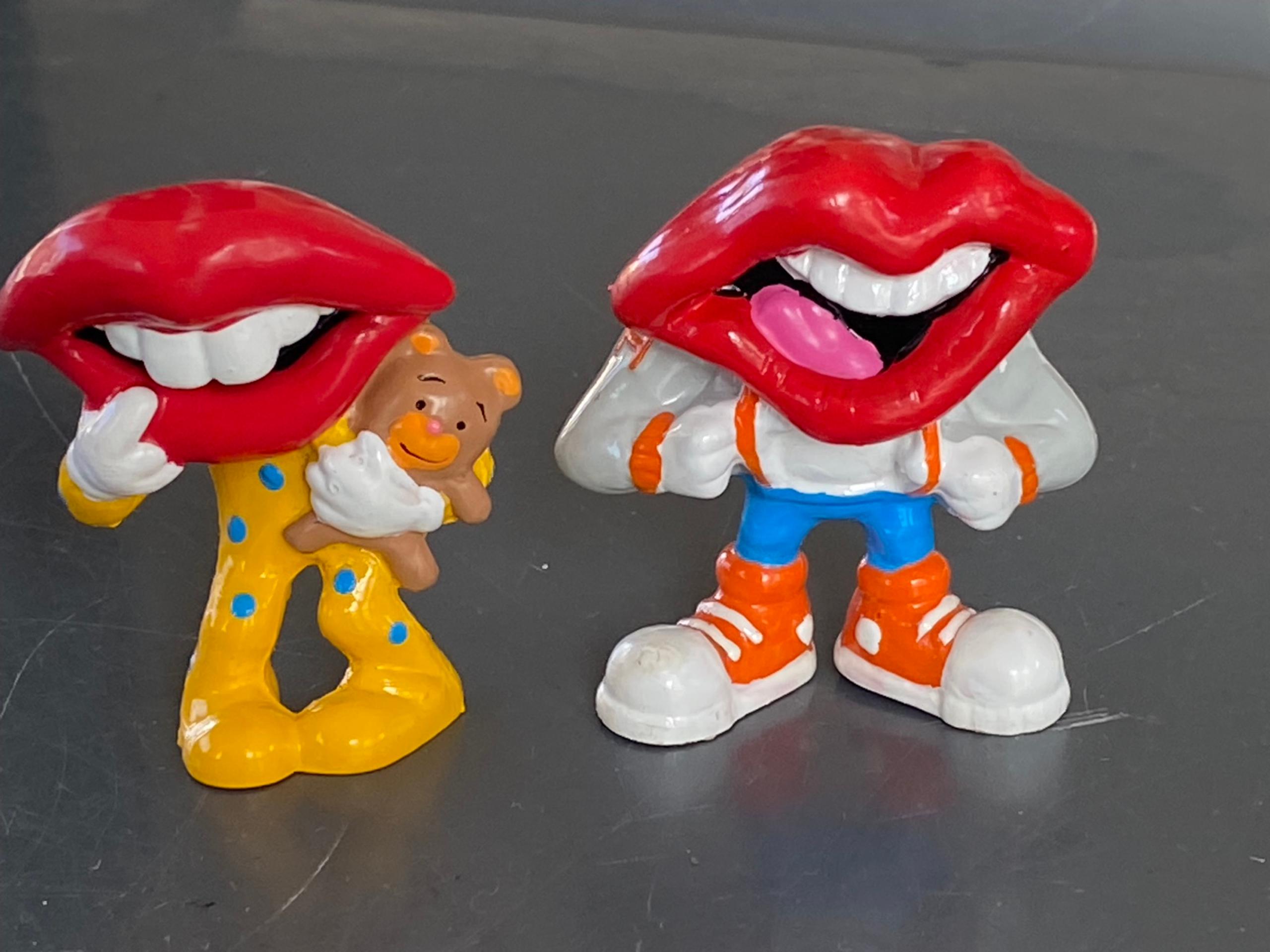 Lot 2 DAIRY QUEEN TANG LIPS 2” ACTION FIGURE VNTG APPLAUSE TOY