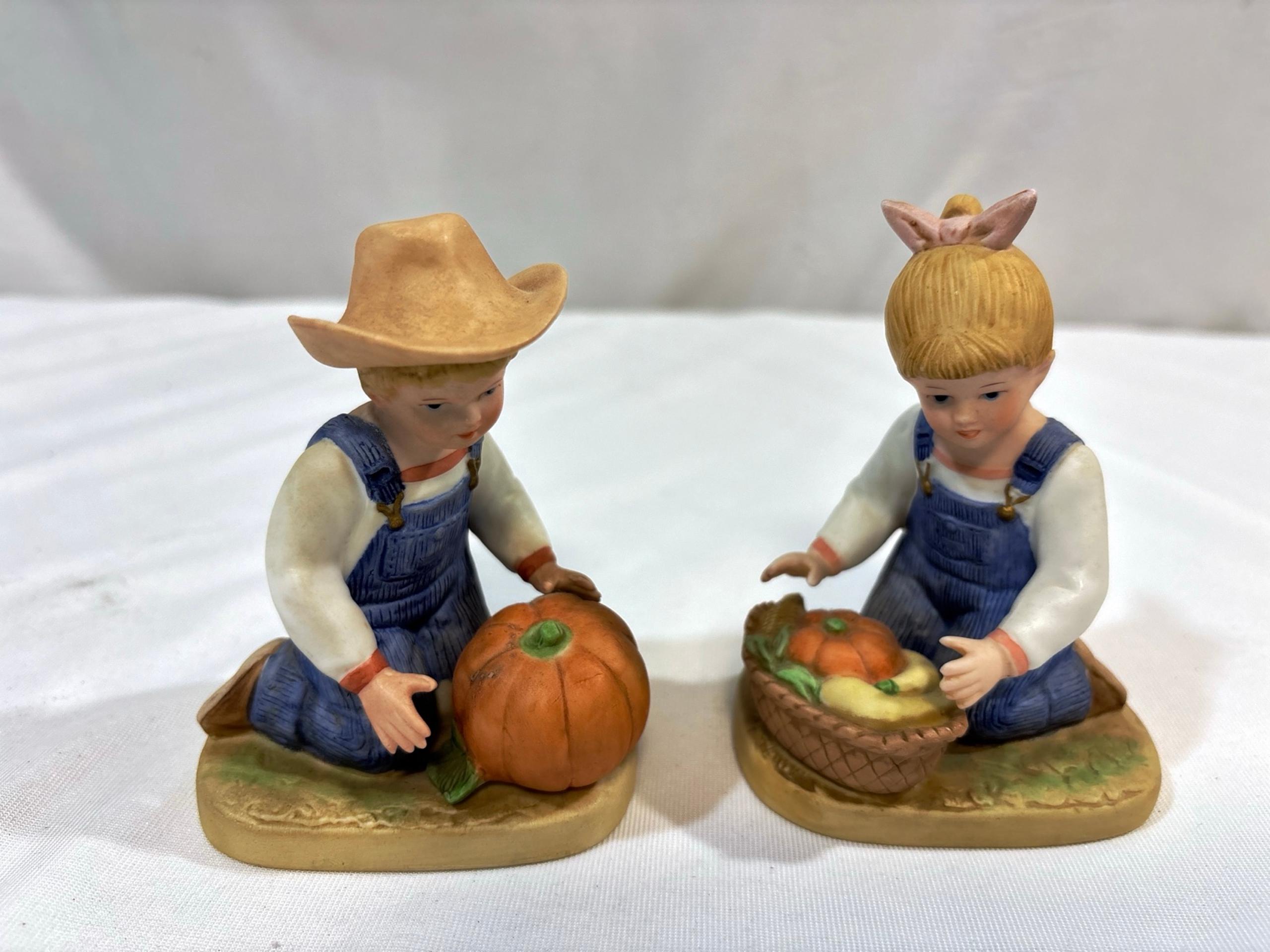 Denim Days Harvest Helpers #1518, HOMCO Figurine, Danny and Debbie, Home Interio