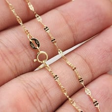 Dainty 14k Gold Hammered Mirror Necklace - 22 inches