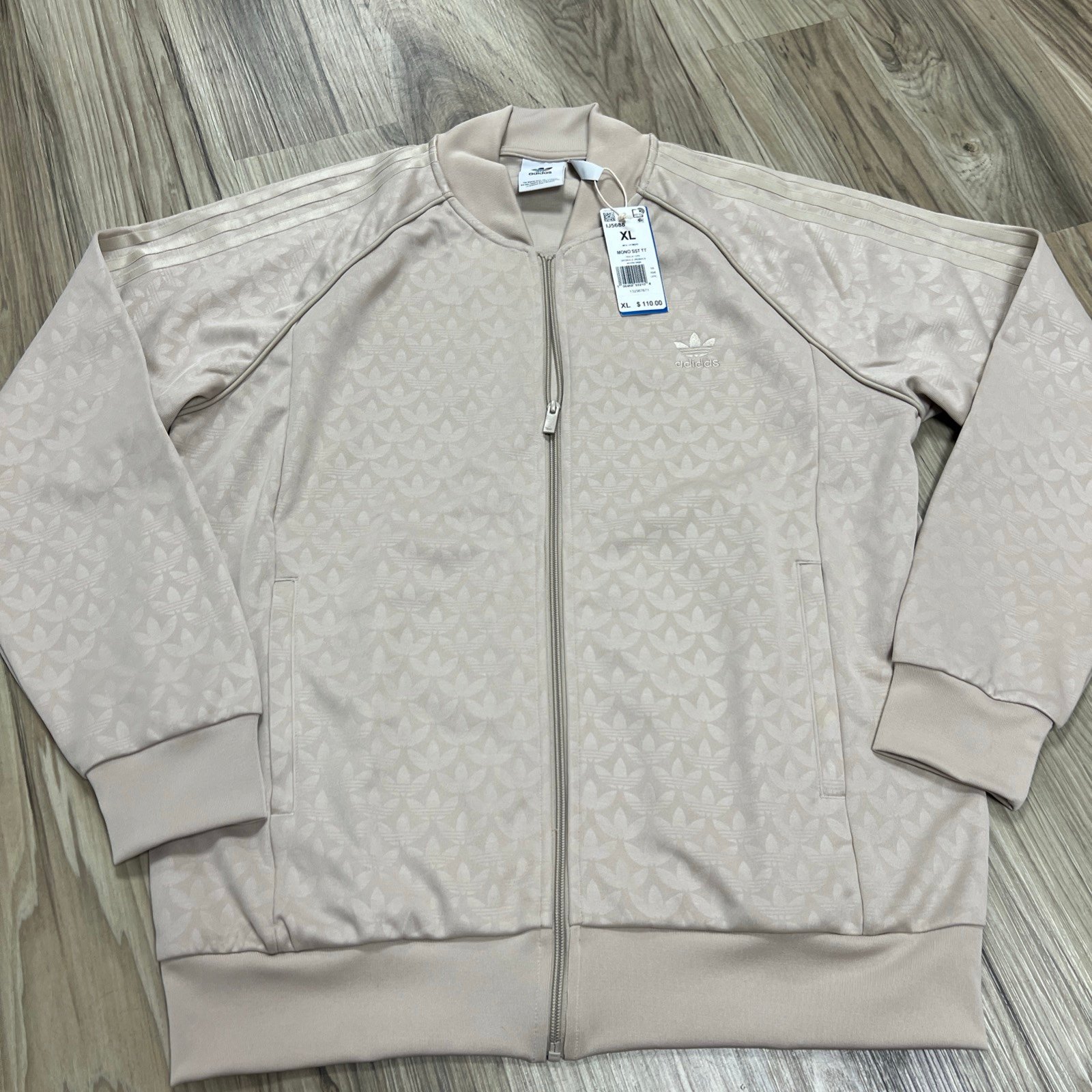 adidas Graphics Monogram SST Beige Track Jacket Mens Size Medium IJ5688 110 NWT