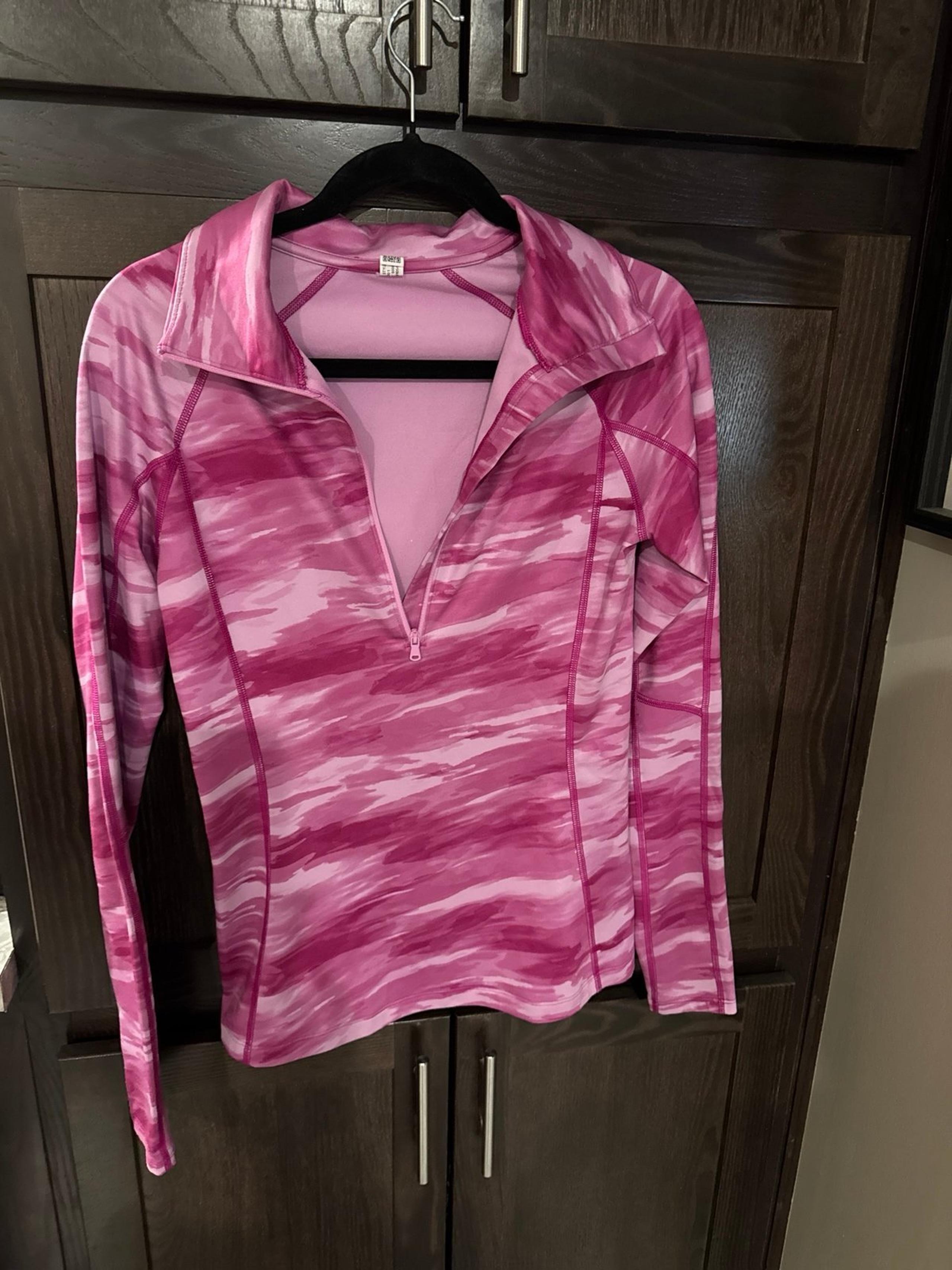 Under Armour Top