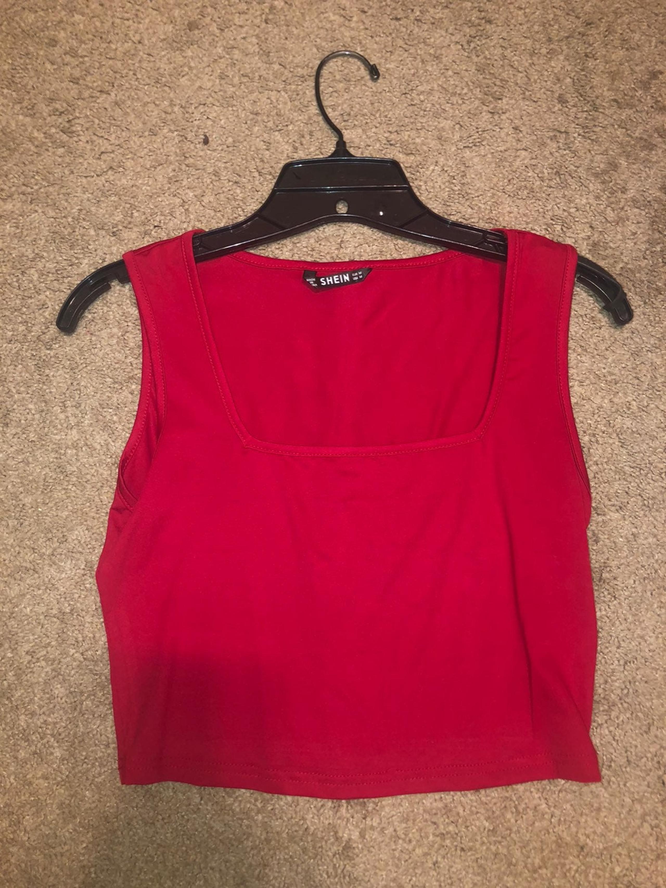 red crop top